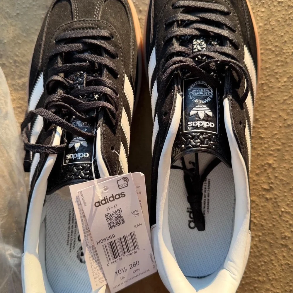 Adidas Samba OG Black White Gum Sole Mens UK 10.5 US 11.5 New With Tags